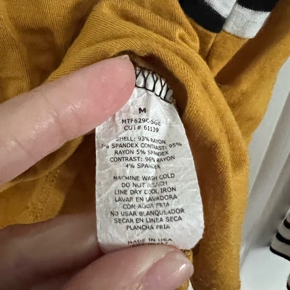 Moa Moa Contrasting Strip Floral 3/4 Sleeve Shirt  Size Medium - Y2K Relaxed Fit - Picture 3 of 4